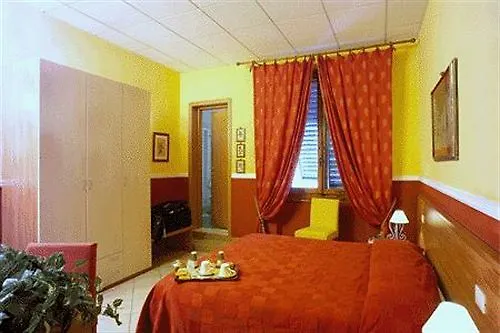 *** Bed & Breakfast B&B Residenza Manzoni Florence Italy