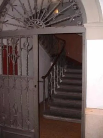 B&B Residenza Manzoni Florence Italy